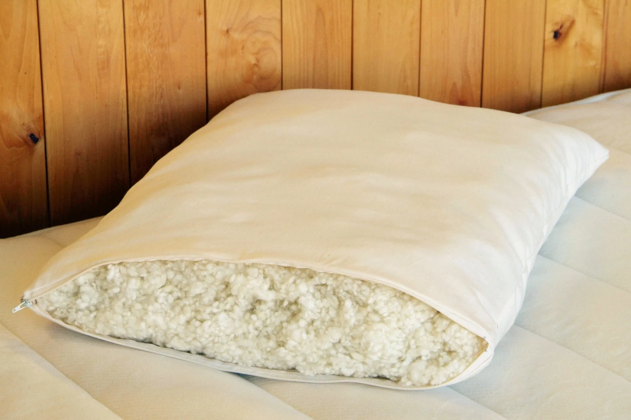 100% Natural Woolly Down Pillow with Organic Cotton Cover