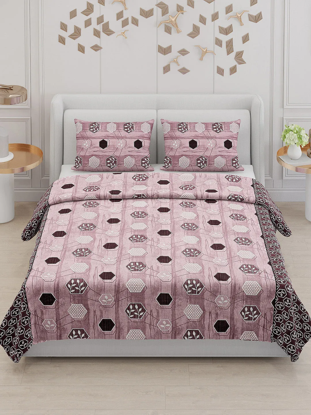 104 TC Cotton Double Bed Bedsheet with 2 Pillow Covers