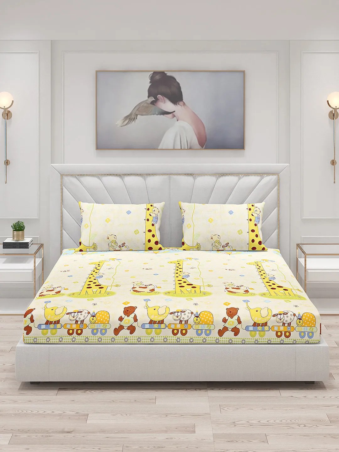 120 GSM  Polyester Double Bed Bedsheet with 2 Pillow Covers