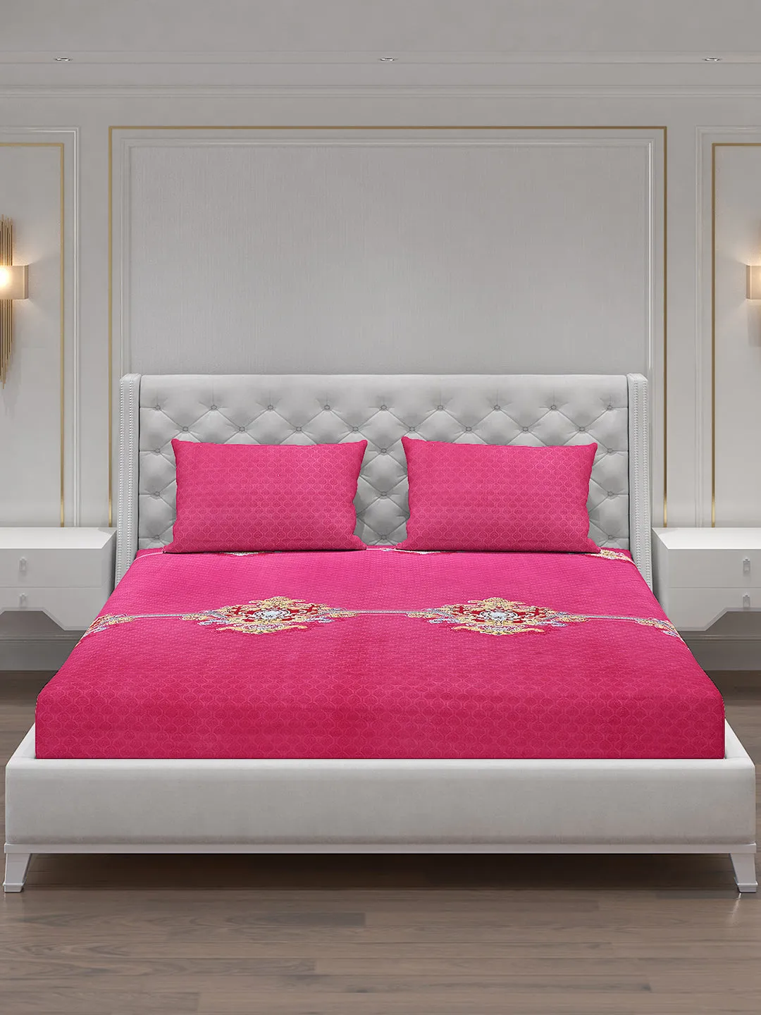 120 GSM  Polyester Double Bed Bedsheet with 2 Pillow Covers