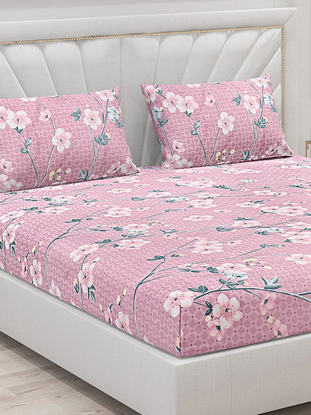 120 GSM  Polyester Double Bed Bedsheet with 2 Pillow Covers