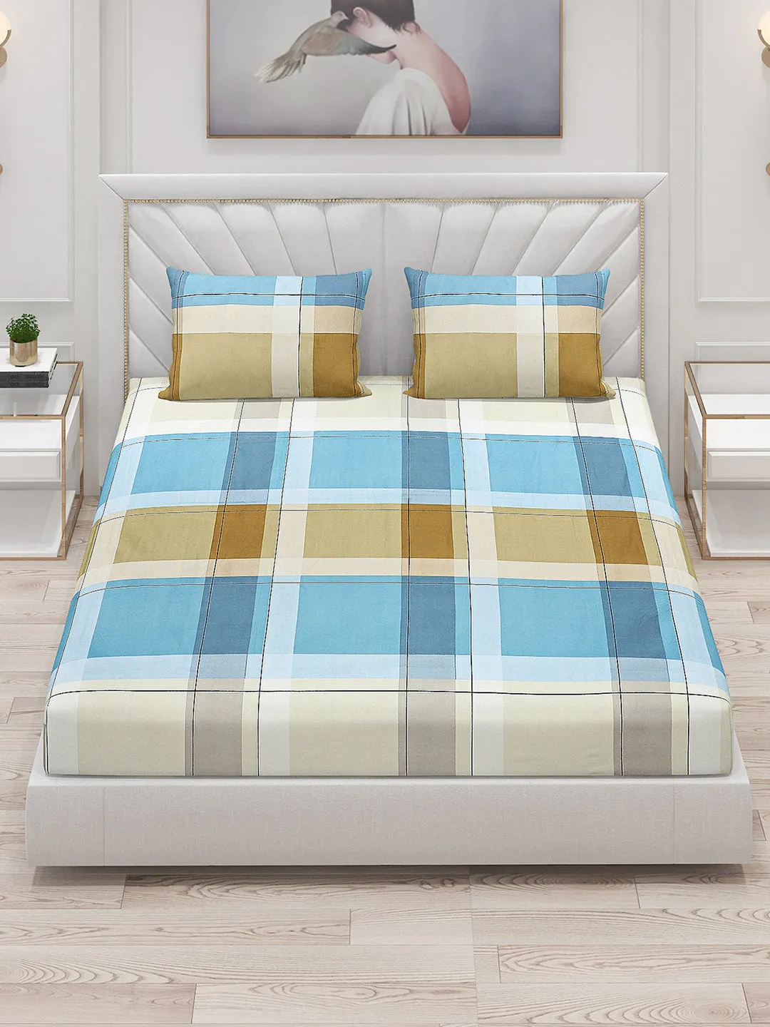 130 GSM Polyester Double Bed Bedsheet with 2 Pillow Covers