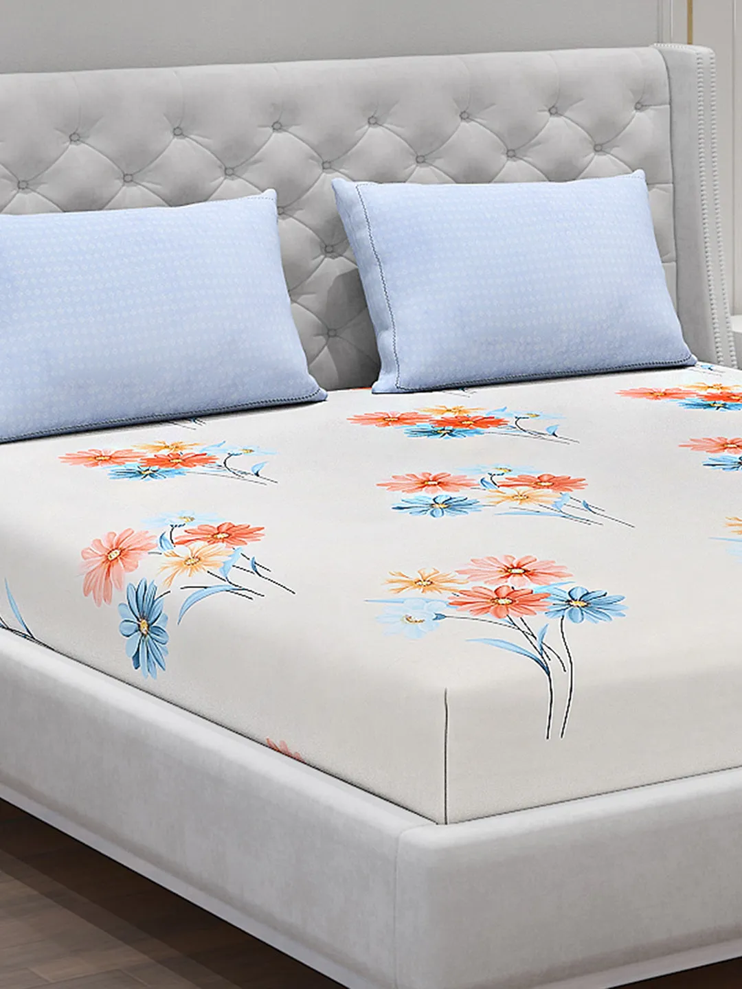 130 GSM Polyester Double Bed Bedsheet with 2 Pillow Covers