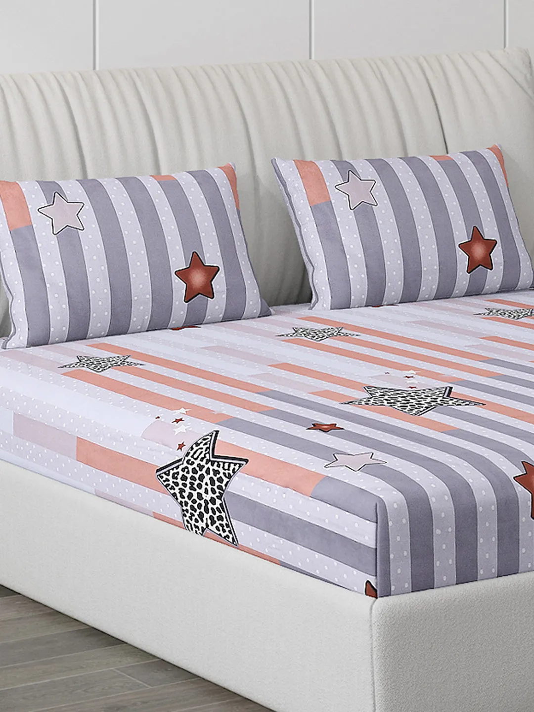 130 GSM Polyester Double Bed Bedsheet with 2 Pillow Covers