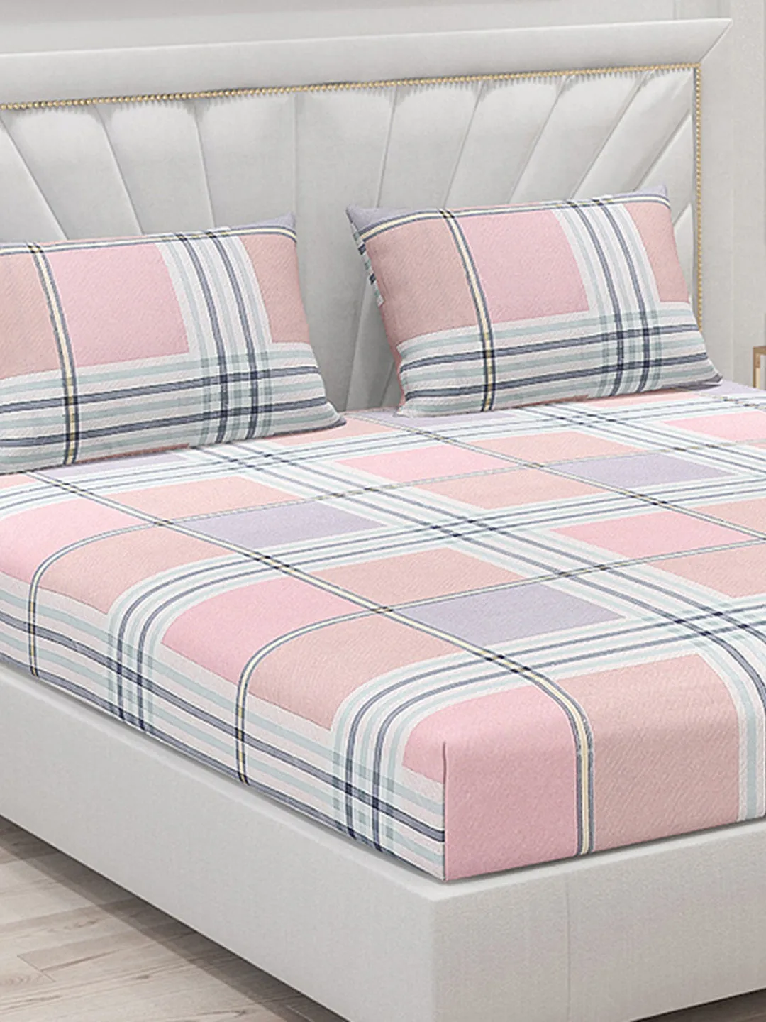 130 GSM Polyester Double Bed Bedsheet with 2 Pillow Covers