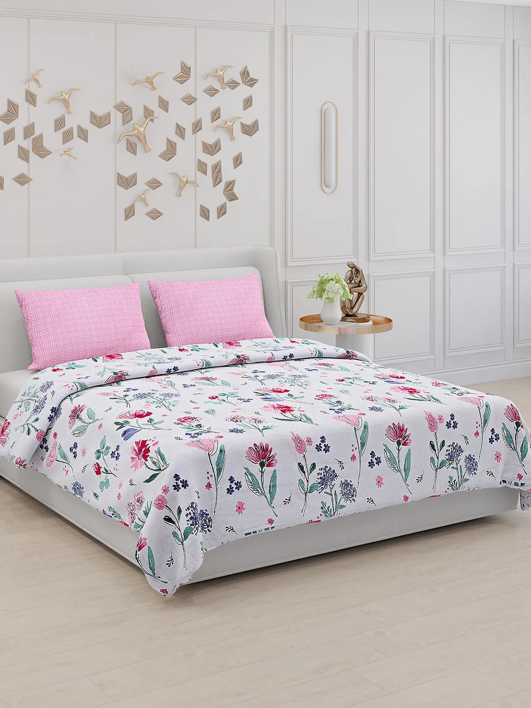 130 GSM Polyester Double Bed Bedsheet with 2 Pillow Covers