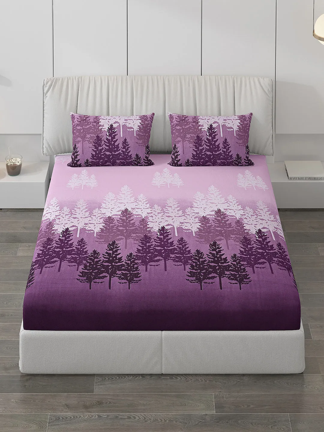 130 GSM Polyester Double Bed Bedsheet with 2 Pillow Covers