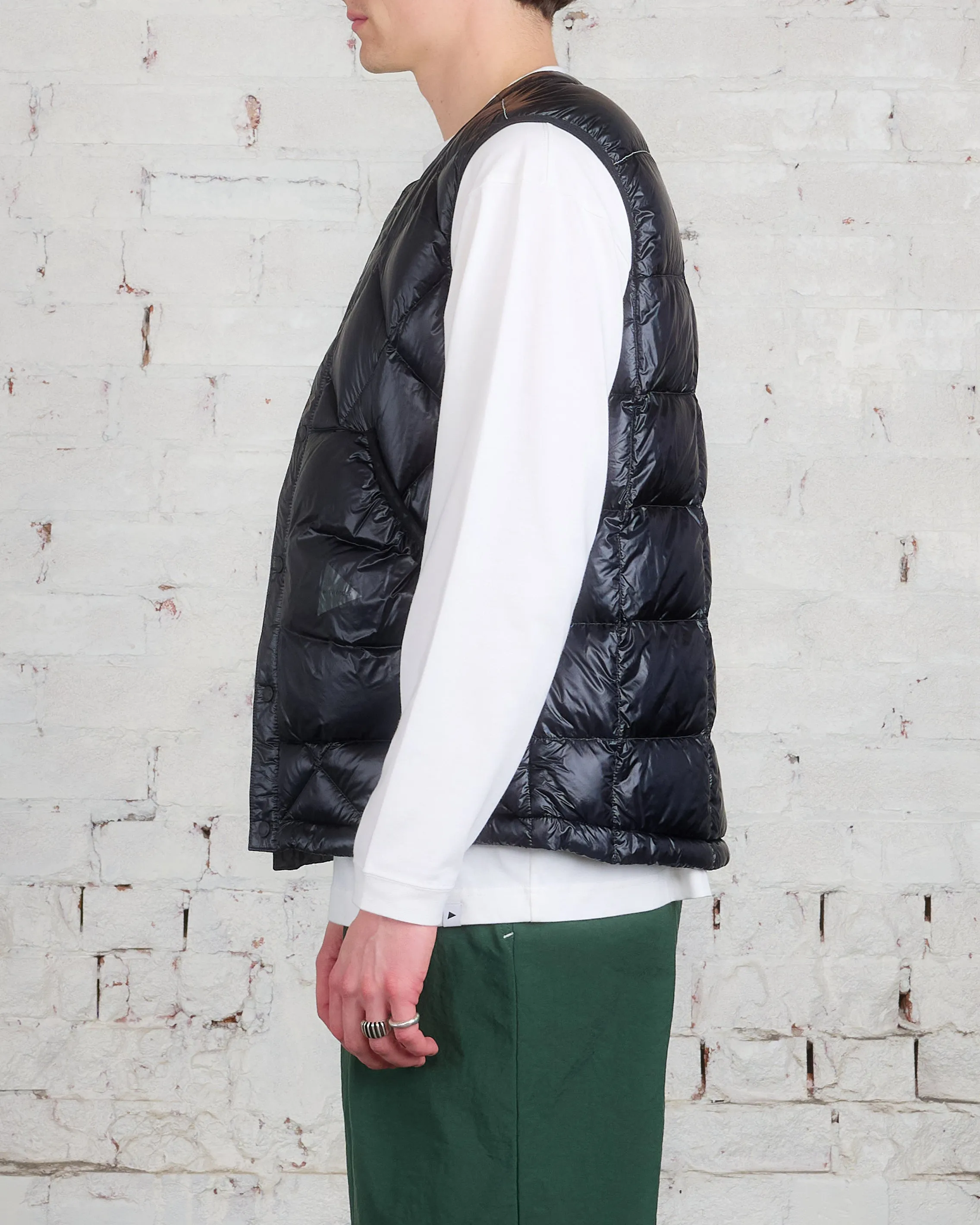 and wander Diamond Stitch Down Pertex Vest Black