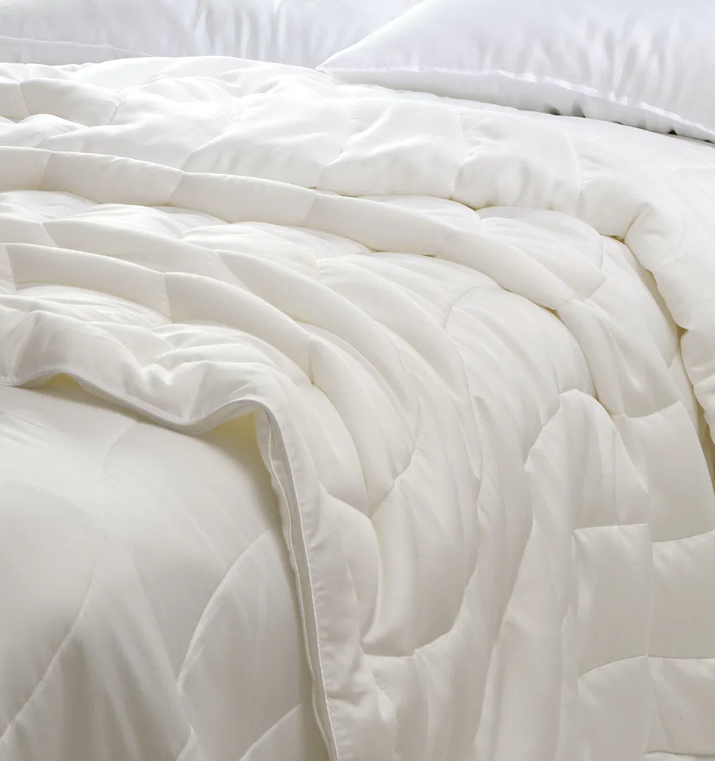 Breeze Comforter