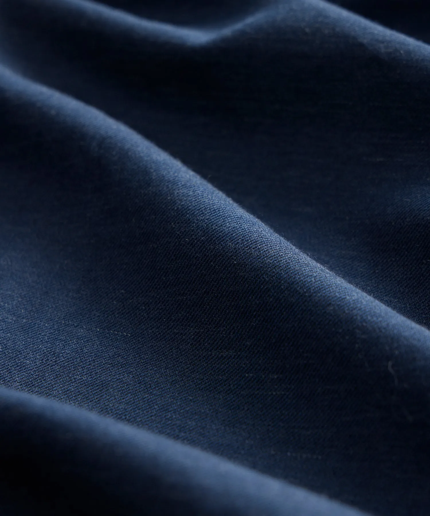 Cotton-Cashmere Lodge Shirt in Navy