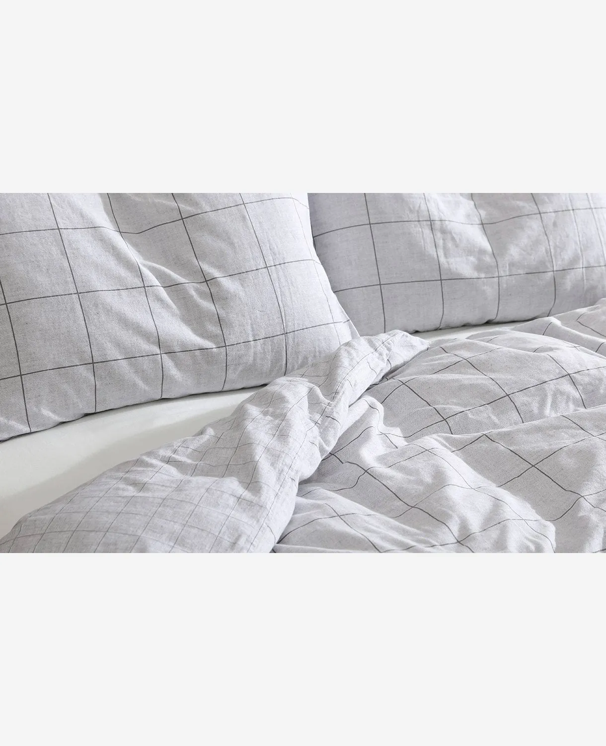 Holden Grid Grey King Comforter-Sham Set