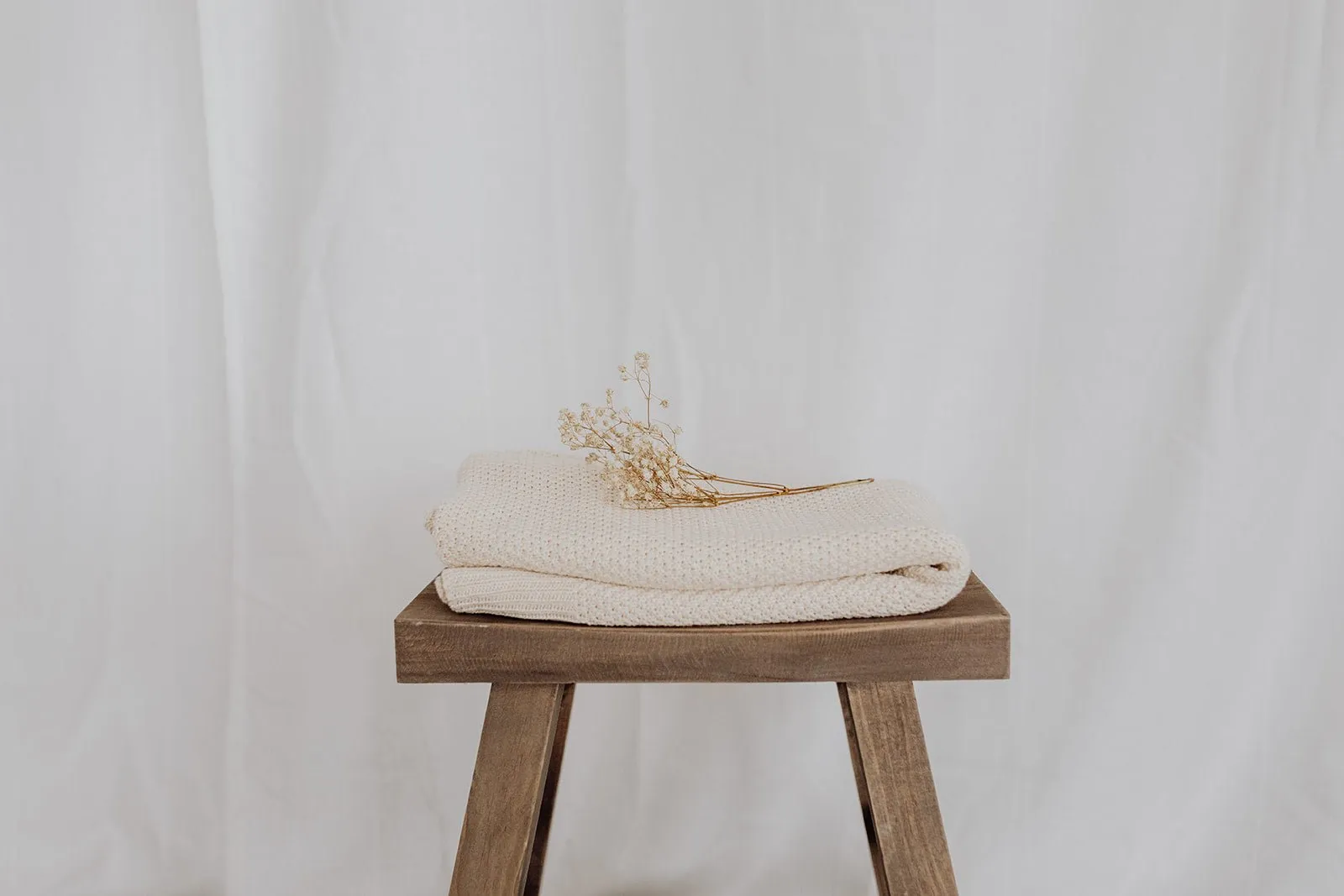 Oatmeal Winter Knit Blanket