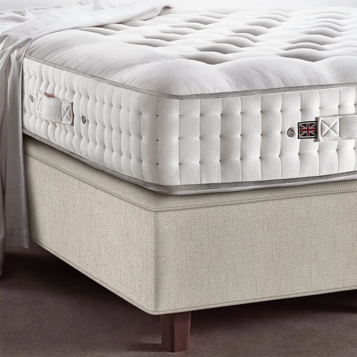 Regal Superb Mattress By Vispring