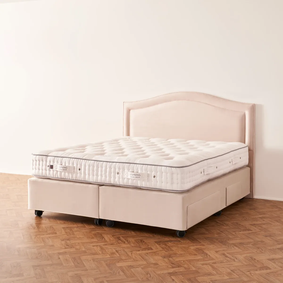 Regal Superb Mattress By Vispring